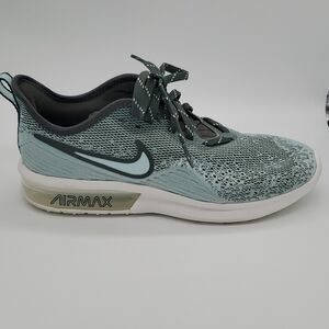 NWOB Green Nike Air Max Vapormax